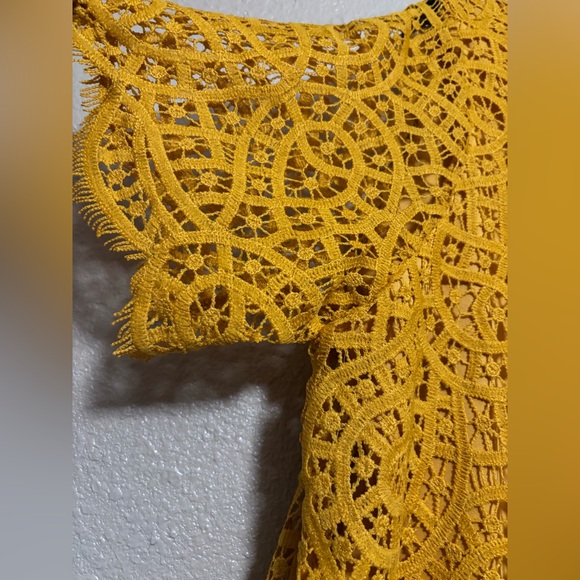 Philosophy Gold Boxy Embellished Blouse - Picture 3 of 10